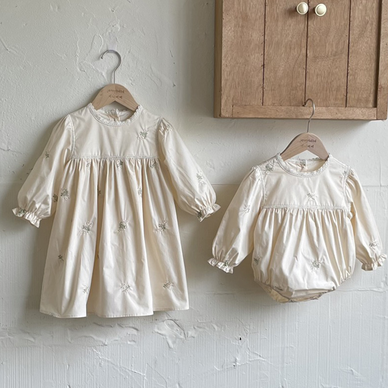 Одинаковое платье для сестры,  – обзор и цена Baby Clothing Dresser